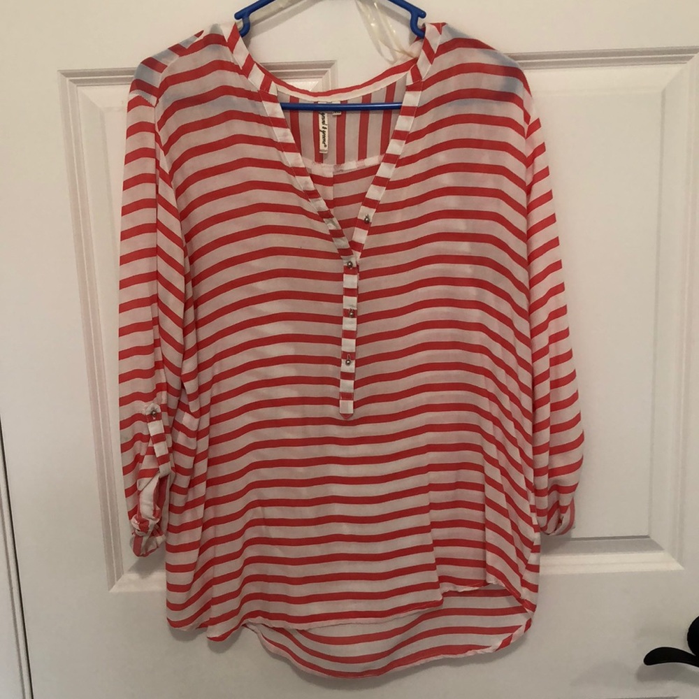 Women’s flowy top